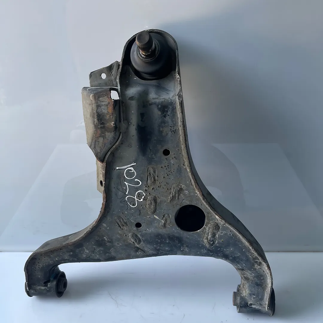 Lower arm (RH) - 2013 Infiniti QX56