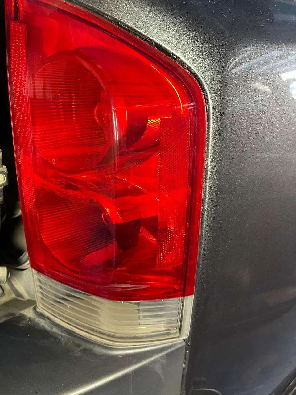 Tail Light (RH) - 2010 Nissan Armada