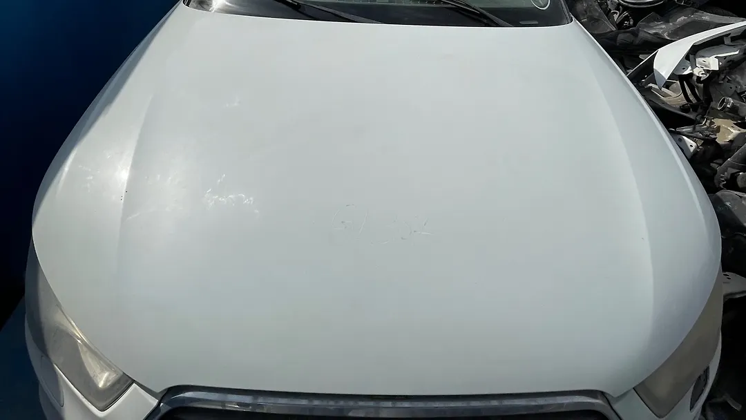 Hood/Bonnet - 2012 Audi A1