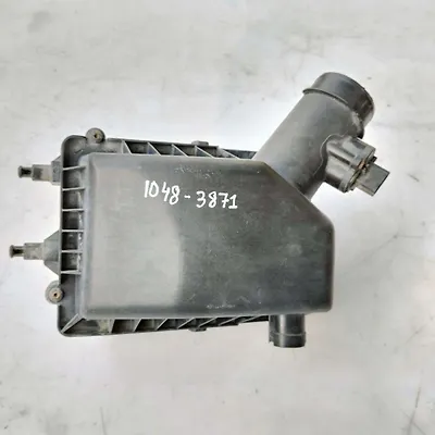 Air cleaner box - 2017 Chevrolet Sonic