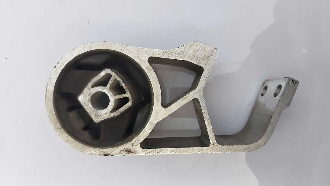 Rear Mount (Gear) - 2020 Chevrolet Traverse