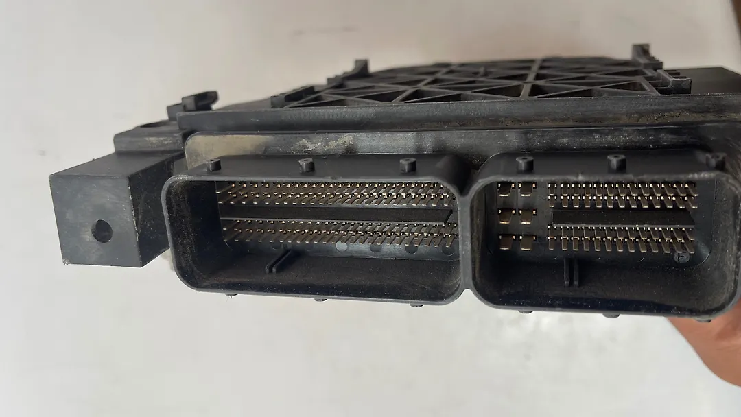 Engine ecm - 2011 Land Rover LR2
