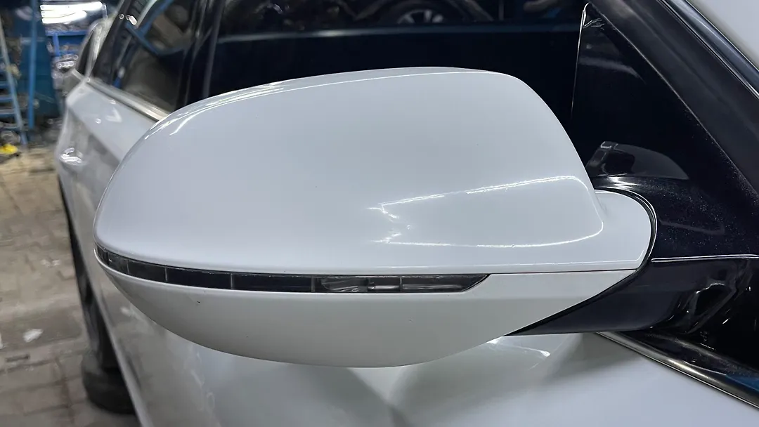 Side Mirror (RH) - 2014 Audi A8 L