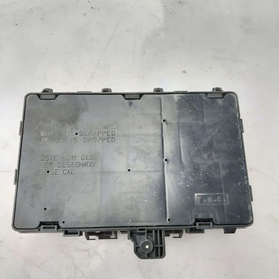 Fuse box - 2016 Lincoln MKX