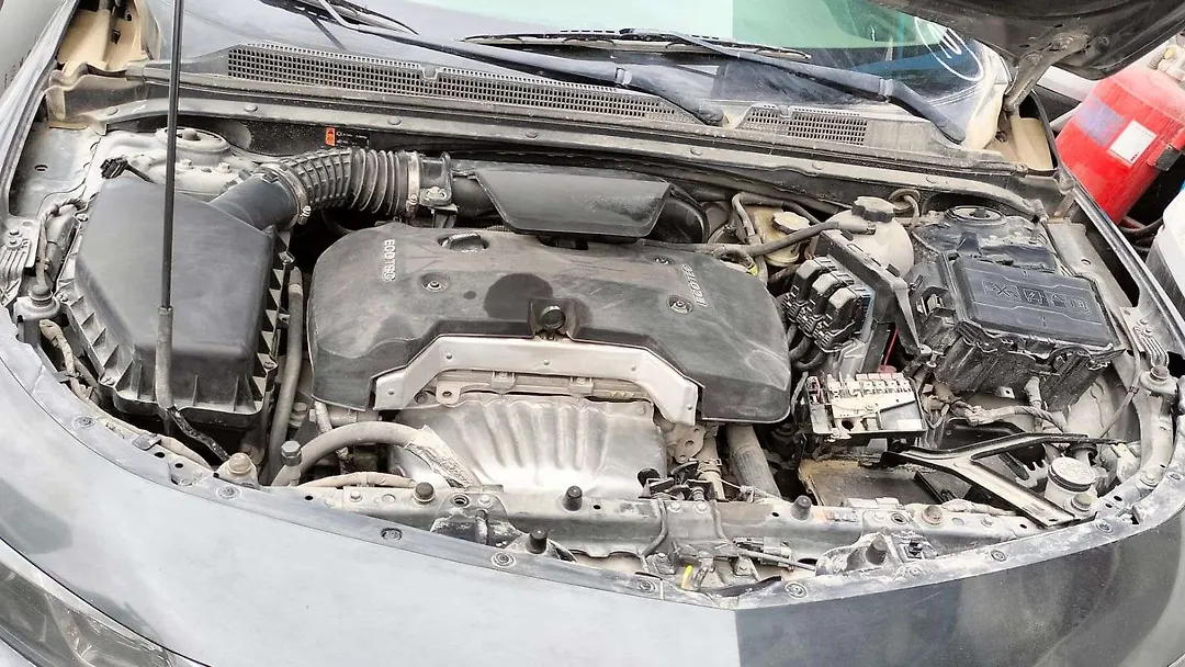 Engine  - 2018 Chevrolet Malibu