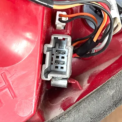Tail Light (RH) - 2016 Chevrolet Impala