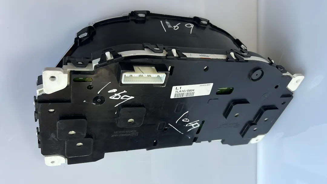 Speedometer - 2011 Infiniti QX56