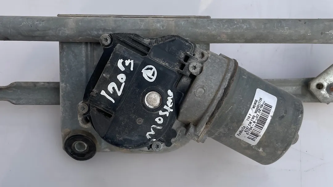 Windshield wiper motor - 2013 Ford Mustang