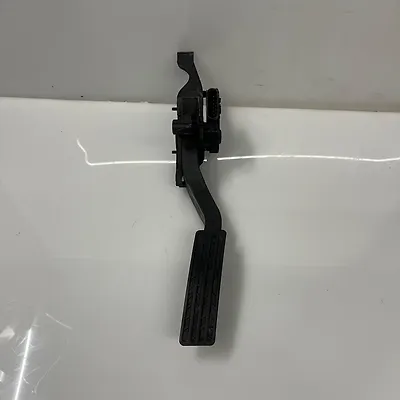 Accelerator pedal - 2011 GMC Acadia
