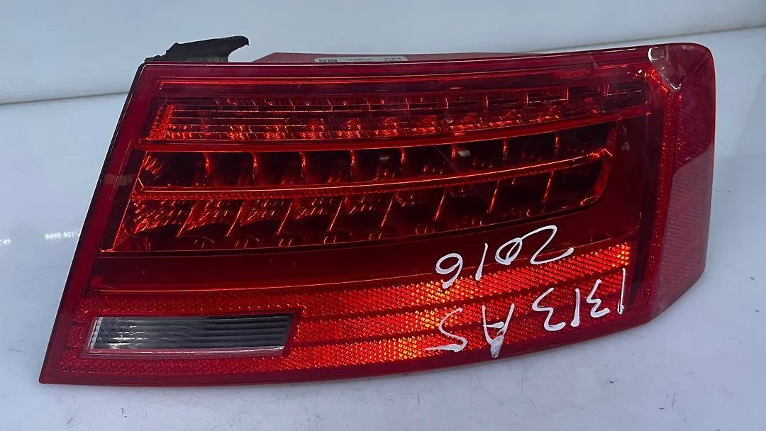 Tail Light (RH) - 2016 Audi A5