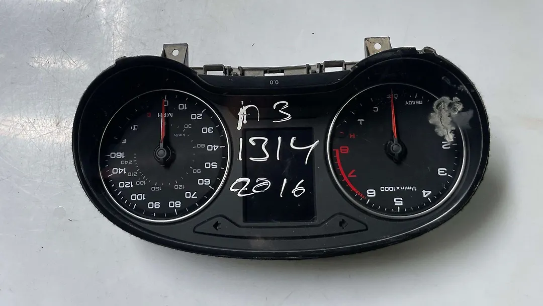 Speedometer - 2016 Audi A3