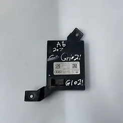 Keyless Control Module  - 2009 Audi A6