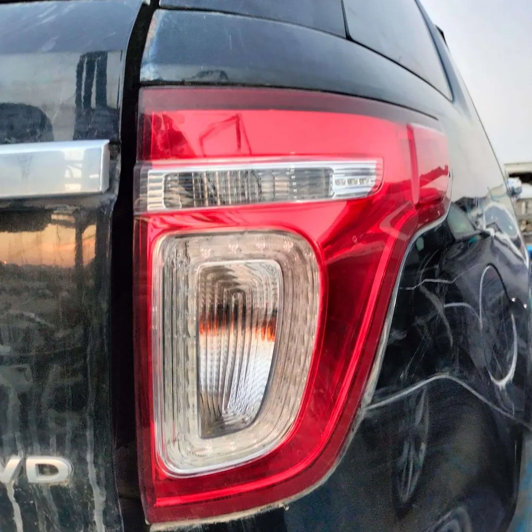 Tail Light (RH) - 2012 Ford Explorer