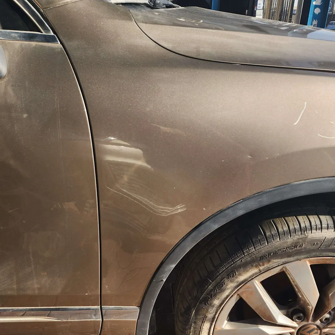 Fender (RHF) - 2016 Volkswagen Touareg