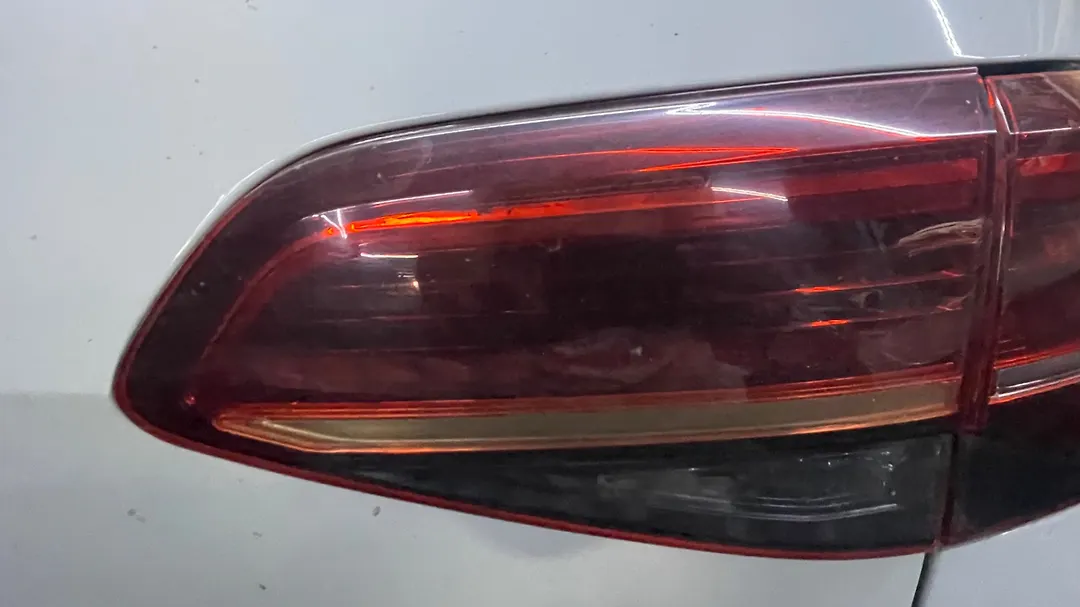 Trunk Light (RH) - 2015 Volkswagen Golf