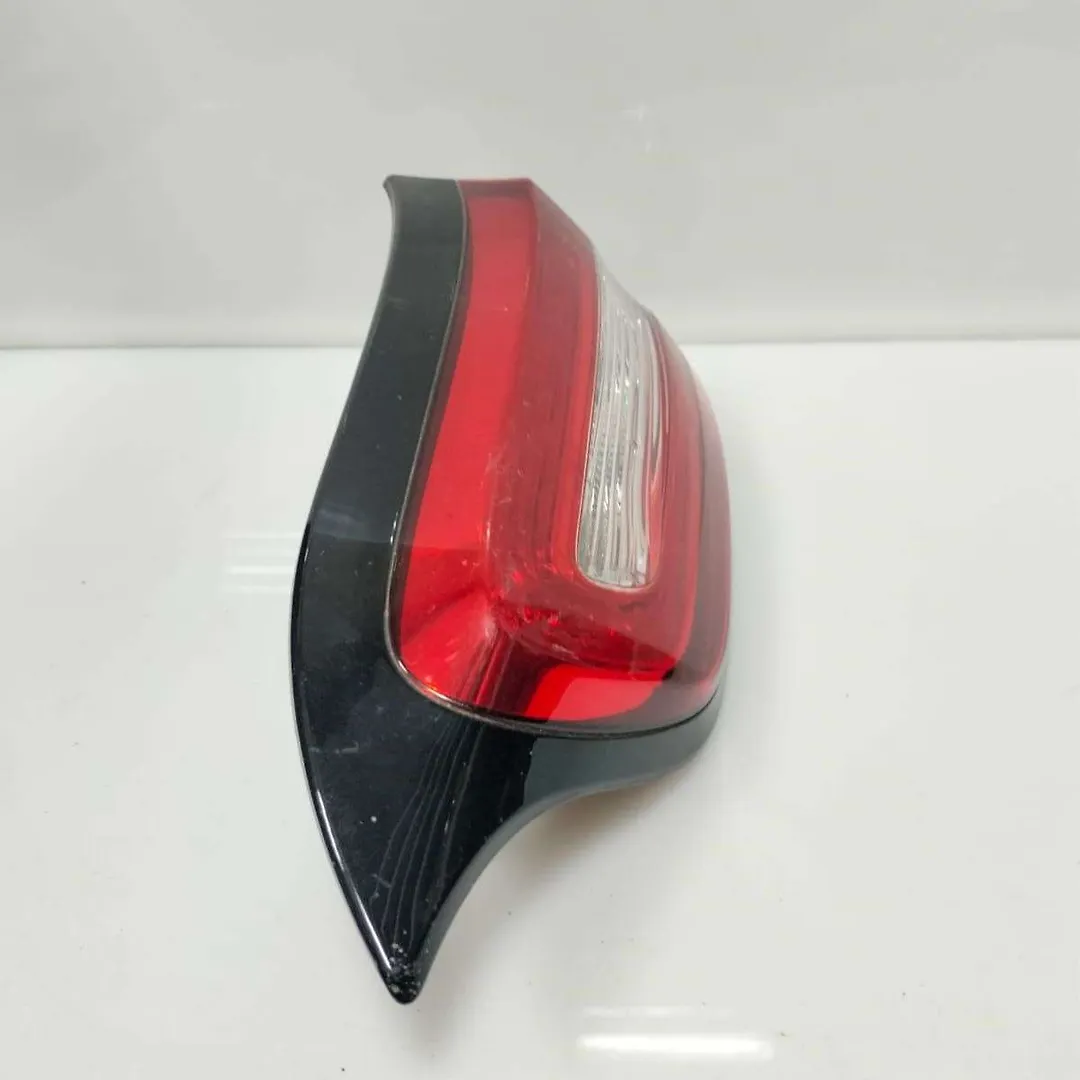 Tail Light (RH) - 2016 Jeep Cherokee