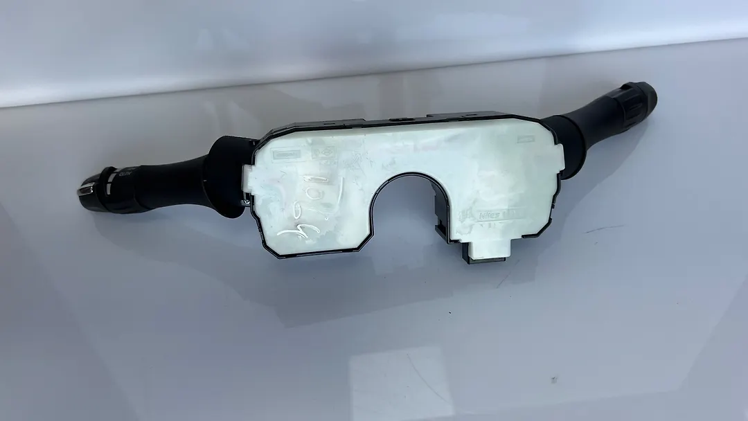 Column switch - 2011 Infiniti QX56
