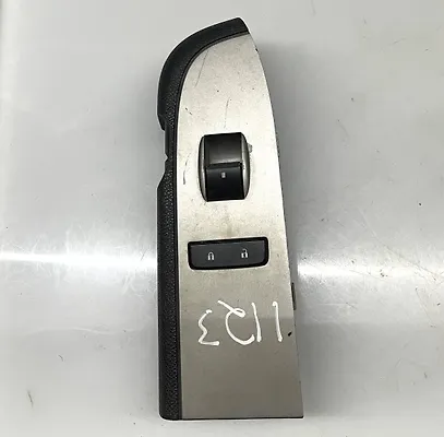power window switch (RHF) - 2011 GMC DENALI