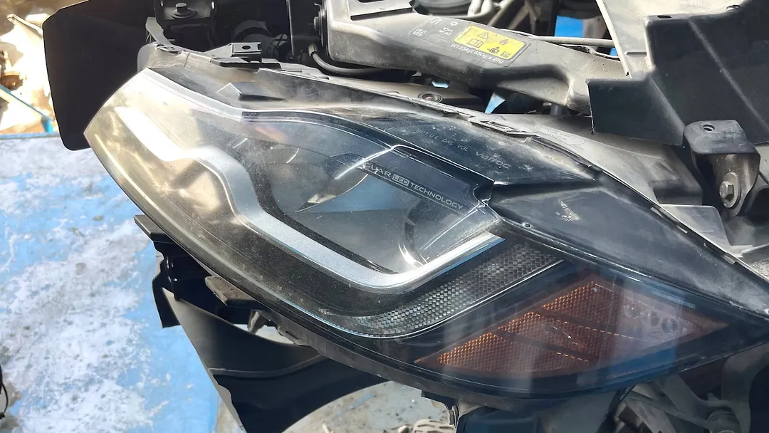 Headlight (LH) - 2016 Jaguar XF