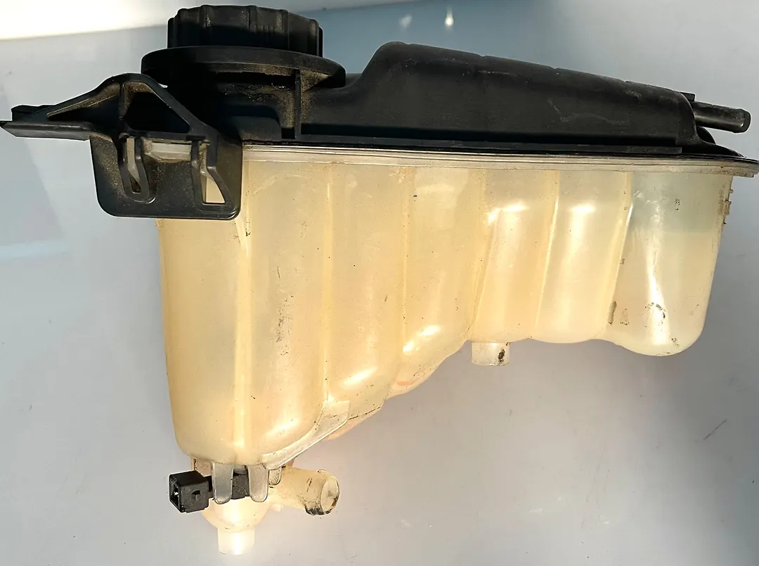 Coolant Water tank - 2011 Jaguar XF