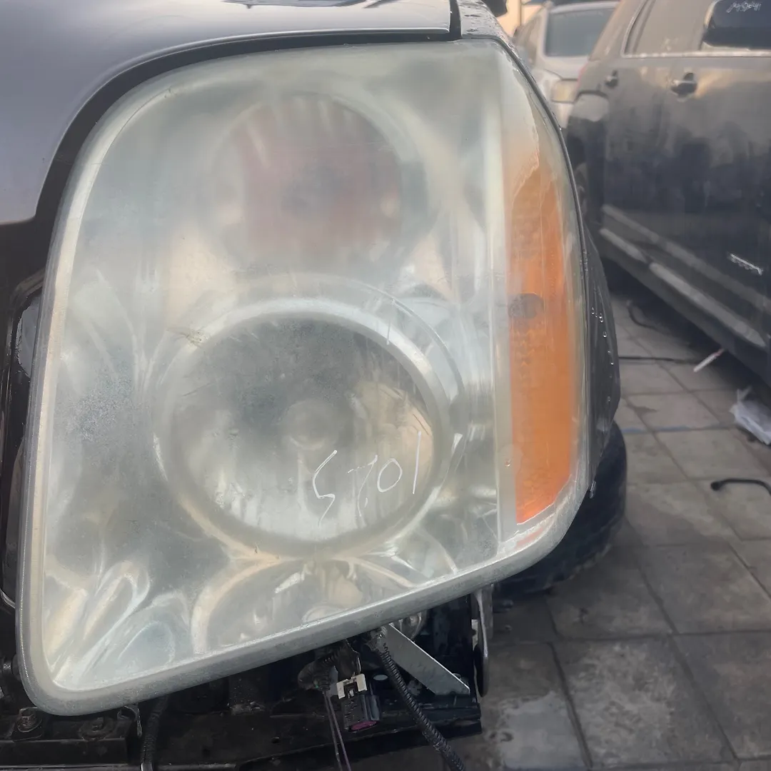 Headlight (LH) - 2011 GMC Yukon XL SLT 1/2 ton