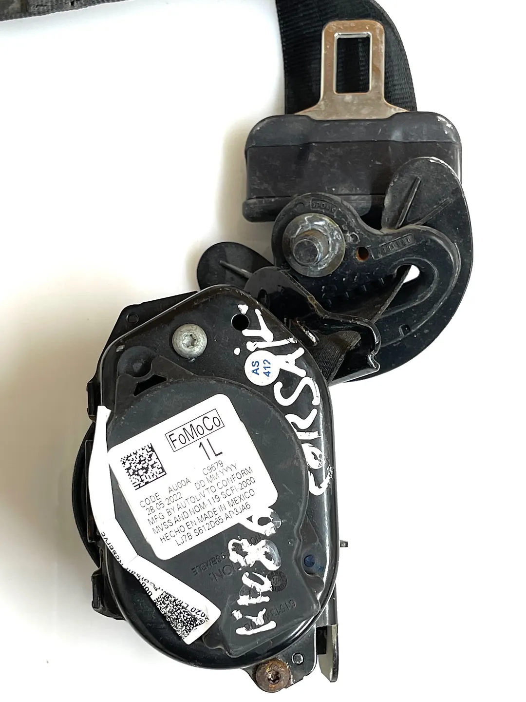 Seat belt rear - 2020 Lincoln Corsair Reserve