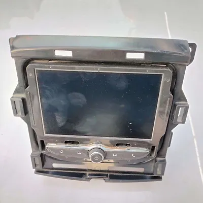 Info-gps-tv screen - 2020 Chevrolet Traverse