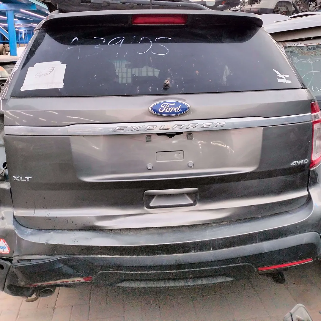 Tailgate - 2011 Ford Explorer