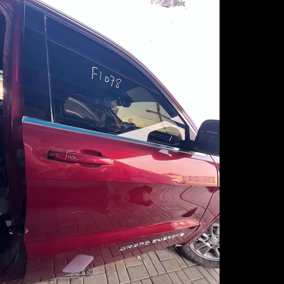 Door (RHF) - 2014 Jeep GRAND CHEROKEE