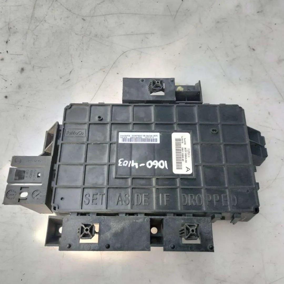 Fuse box - 2012 Ford Explorer