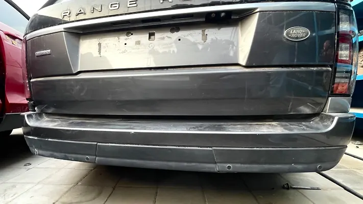Rear Bumper - 2017 Land Rover RANGE ROVER VOGUE