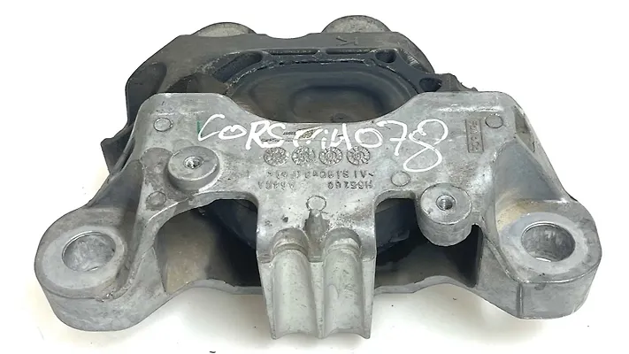 Engine mounts - 2020 Lincoln Corsair Standard