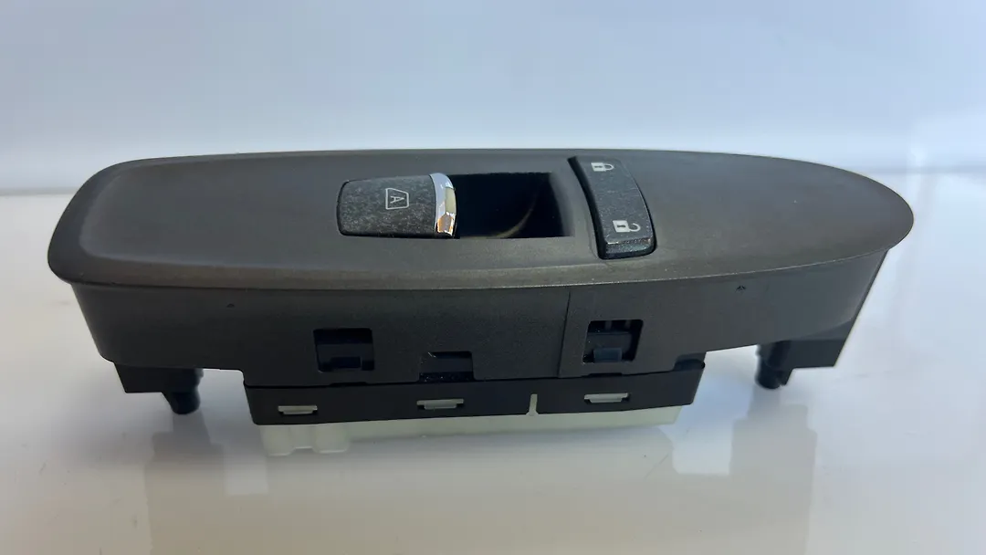 Front door switch - 2013 Infiniti QX56