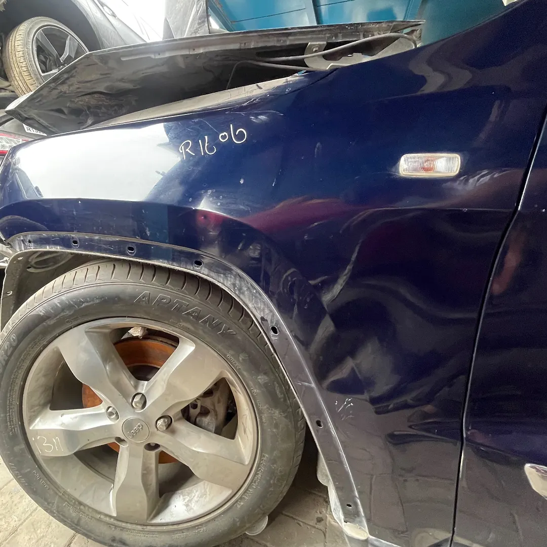 Fender (LHF) - 2012 Jeep GRAND CHEROKEE