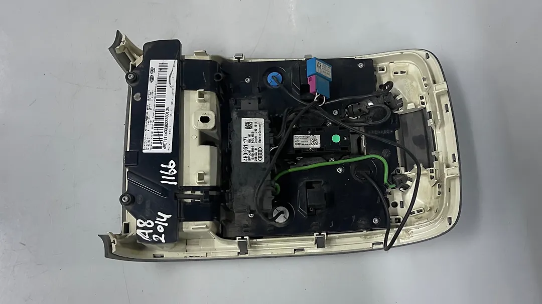 Overhead Console - 2013 Audi A8
