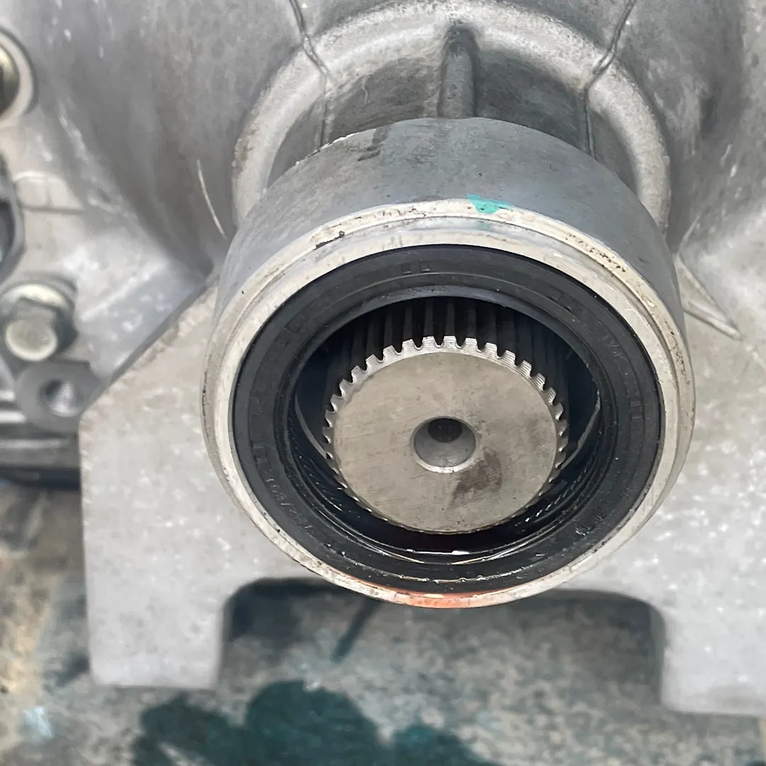 Gear box - 2013 Infiniti QX56