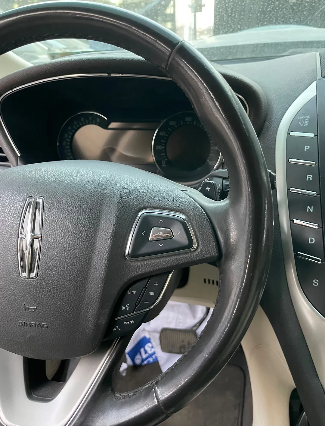 Steering wheel - 2015 Lincoln MKC