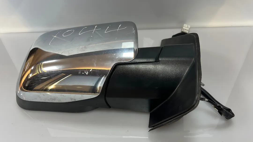 Side Mirror (RH) - 2012 Nissan Armada