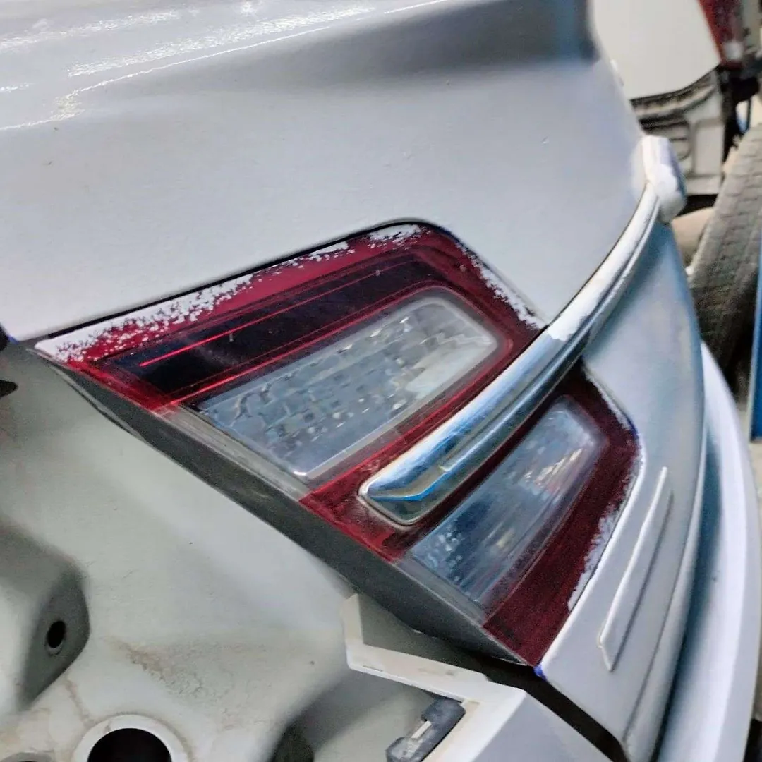 Tail Light (LH) - 2014 Ford Taurus