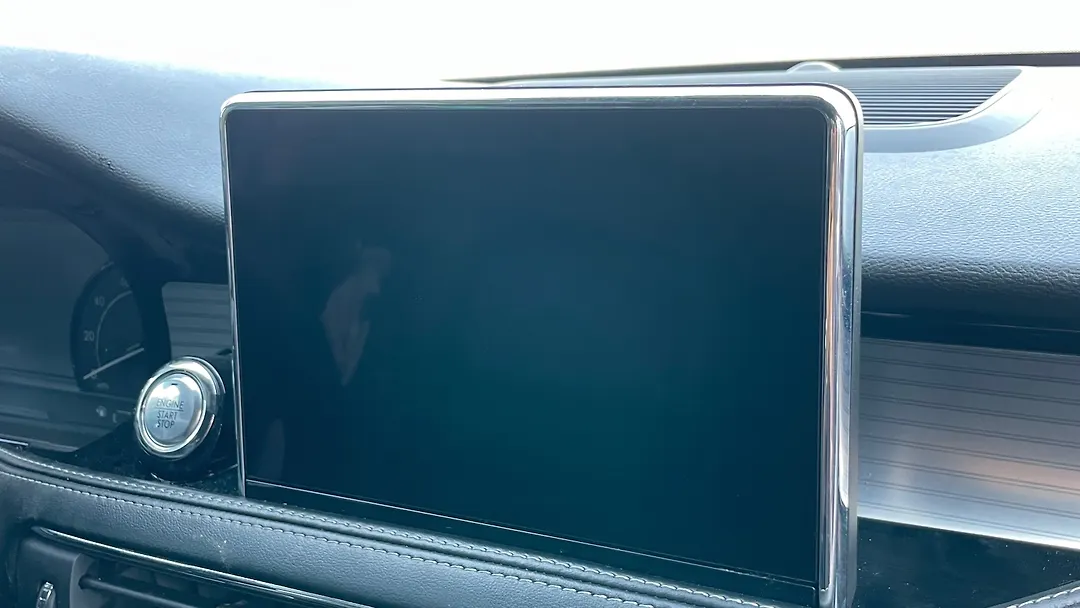 Info/GPS/TV Screen - 2022 Lincoln Corsair