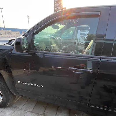 Door (RHF) - 2017 Chevrolet SILVERADO LT
