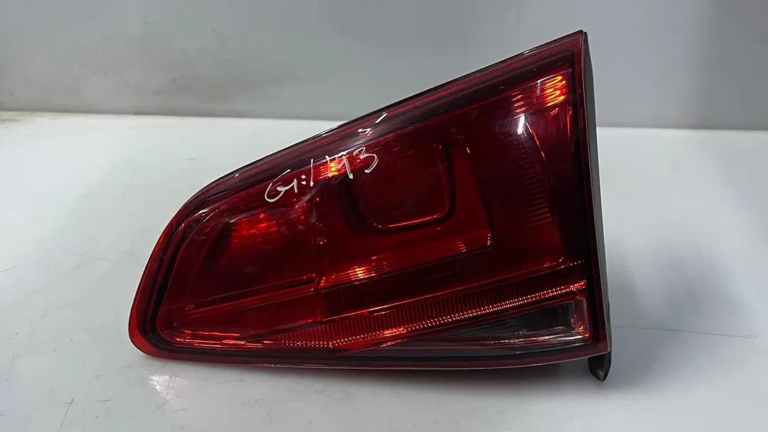 Trunk Light (RH) - 2014 Volkswagen Golf