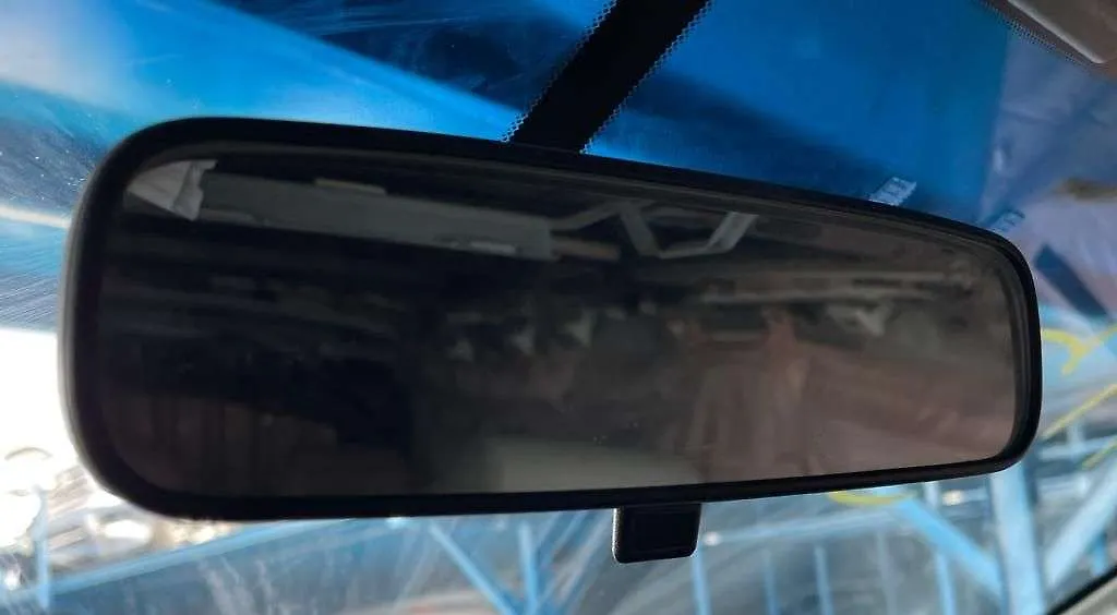 Rear view mirror - 2011 Nissan Murano
