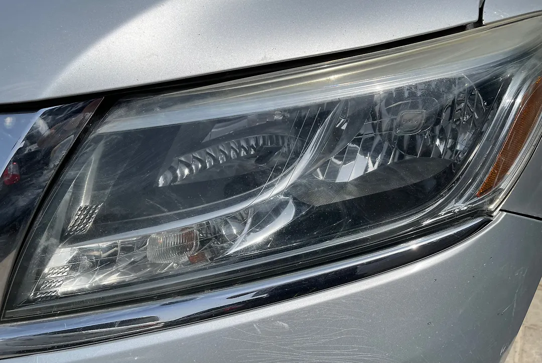 Headlight (LH) - 2014 Nissan Pathfinder SE 3.5i