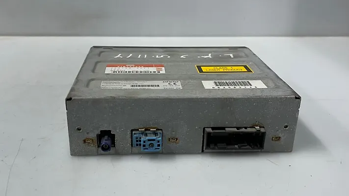 Navigation DVD player - 2006 Land Rover LR3