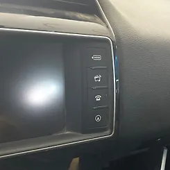 Info-gps-tv screen - 2018 Jaguar F-Pace