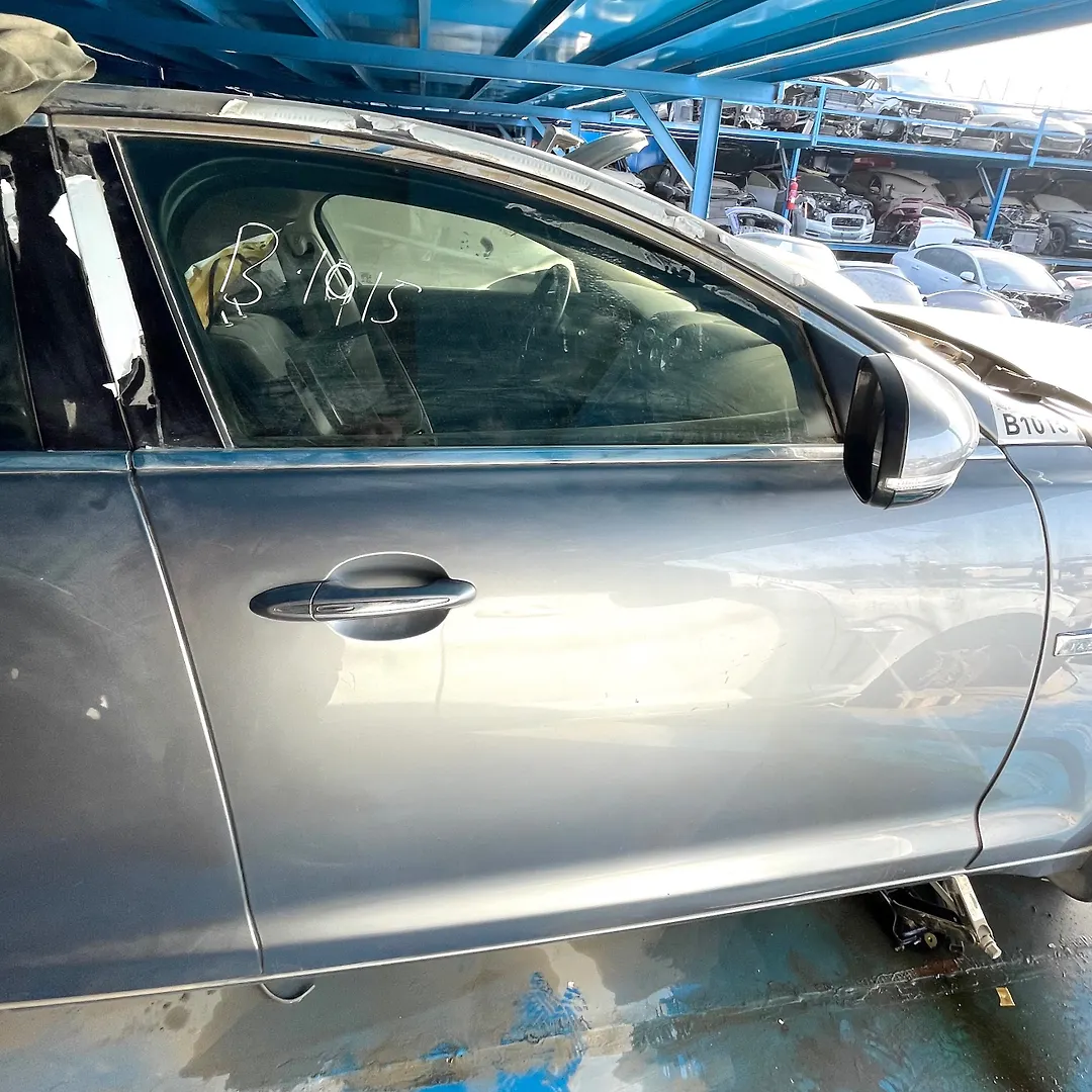 Door (LHF) - 2013 Jaguar XJ