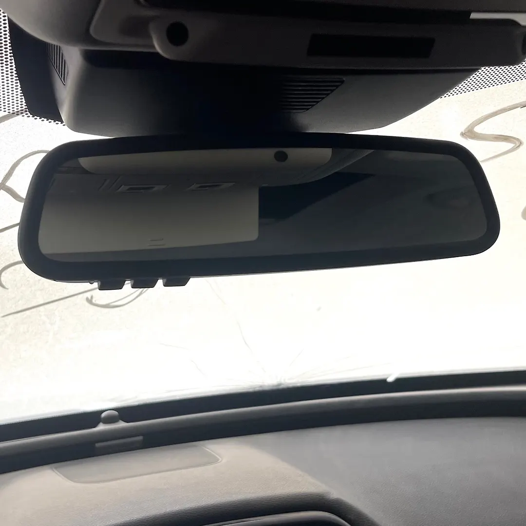 Mirror (Inner rear view) - 2017 Jaguar XE