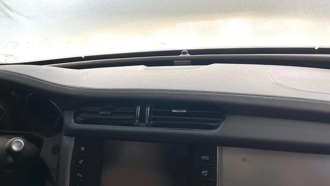 Dashboard  - 2017 Jaguar XF