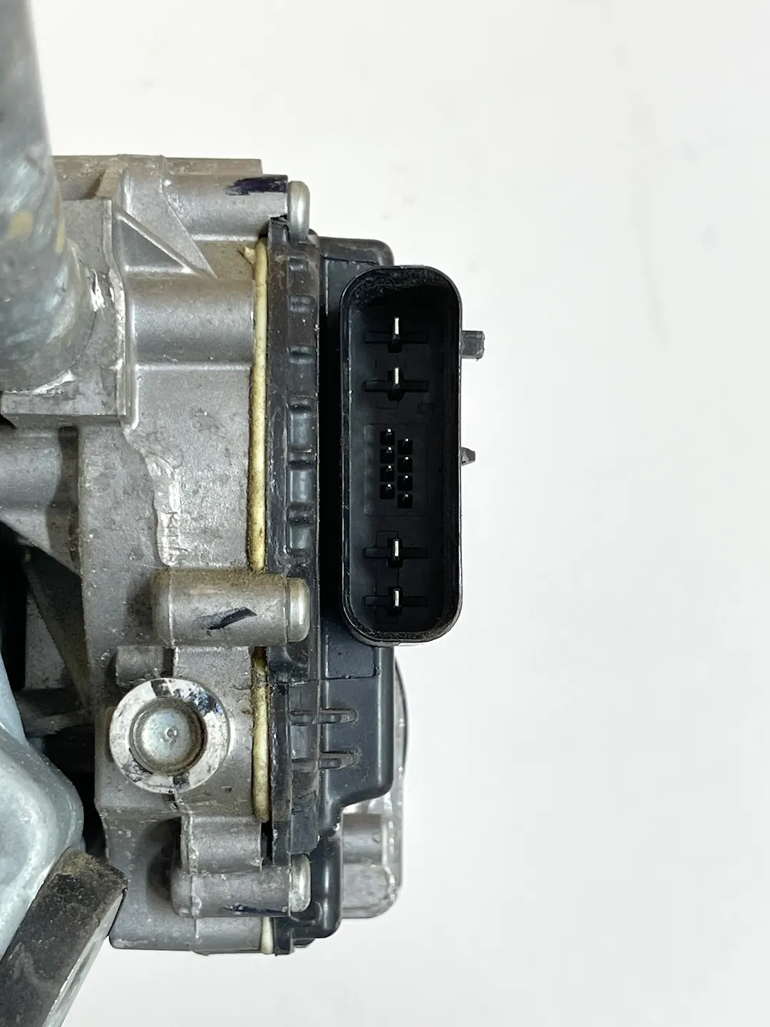 Windshield wiper motor - 2020 Ford Mustang I4 Coupe